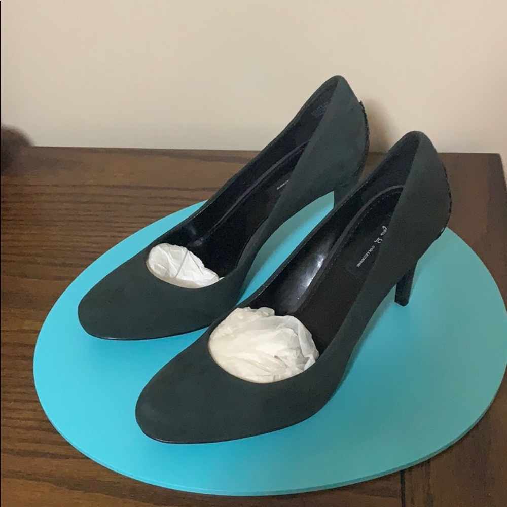 JC collection green suede leather heels
